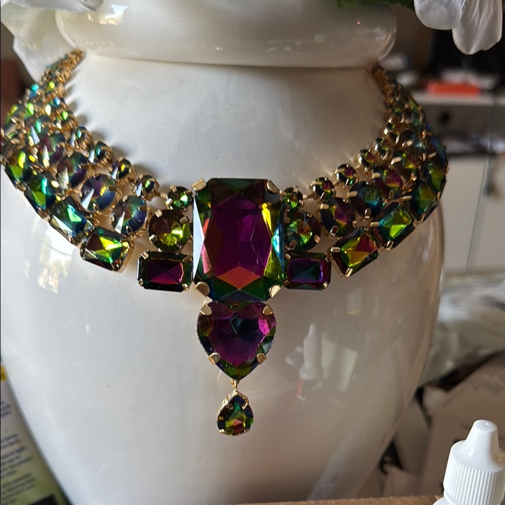 Elegant Multicolor Statement Necklace